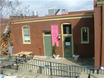 Deli Man & Cake Lady was at 1414 McCallie Avenue. The entrance was from the rear. 