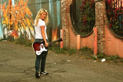 Ringgold’s Summer Hullender Plays An Evening Of Eclectic American Roots