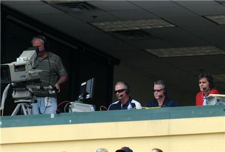 Tom Glavine along side Joe Simpson and Chip Caray.