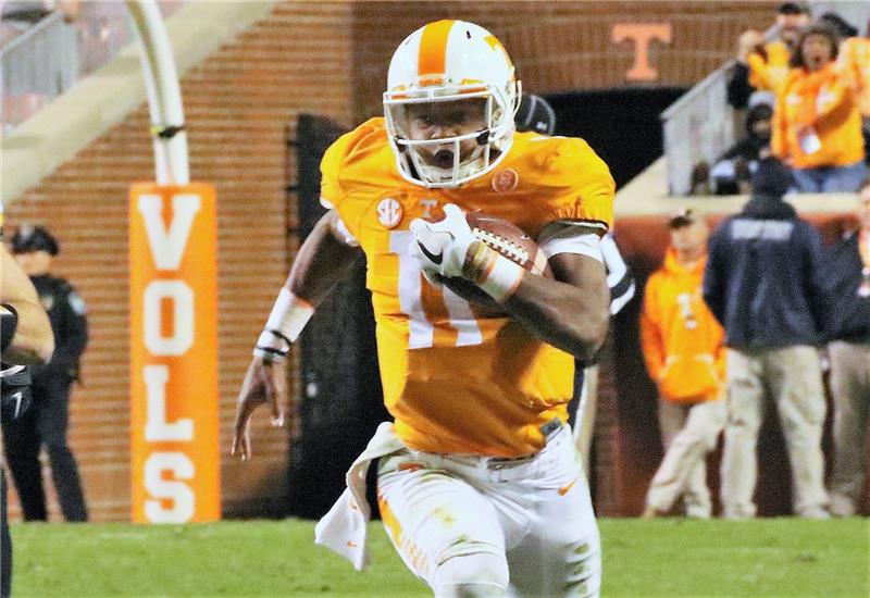 Second-Half Explosion Carries Vols Past Missouri, 63-37 - Chattanoogan.com