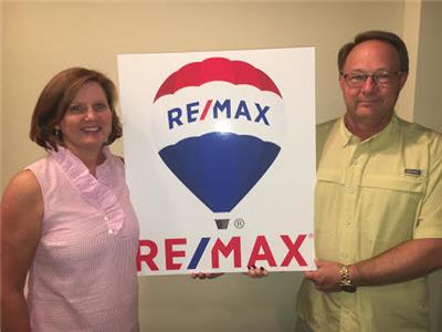 Realtors Brenda and Mike Purcell