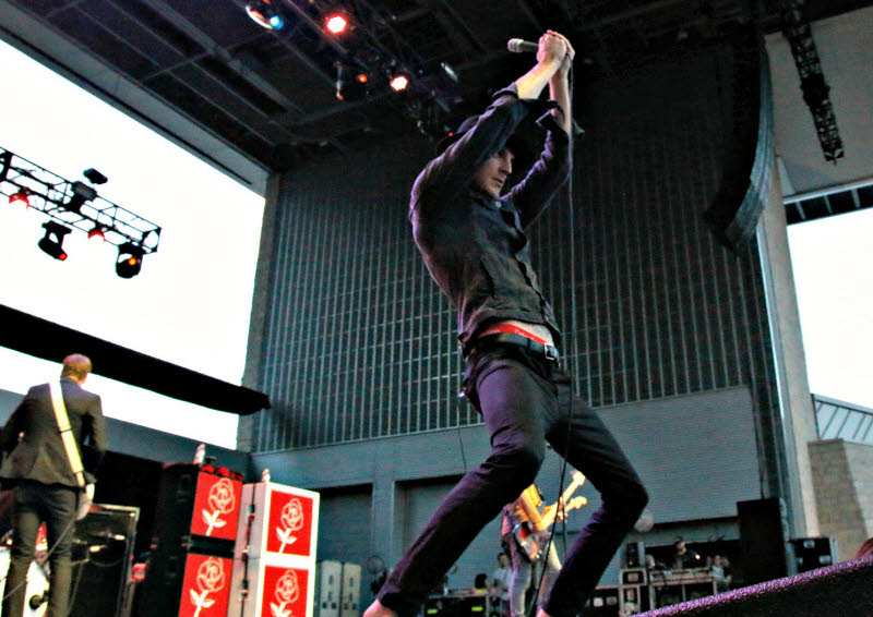 PHOTOS Dashboard Confessional, All American Rejects, And The Maine