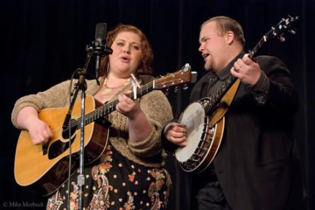 Heather and Tony Mabe perform on QuaranTunes @Noon Friday