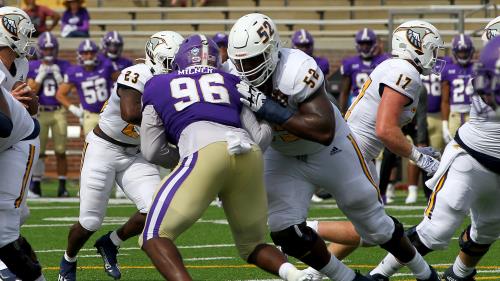 McClendon Curtis is the Chattanooga Mocs second straight finalist for the Stats Perform Doris Robinson Award