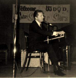 Jerry Lee Lewis at Memorial Auditorium in 1970
