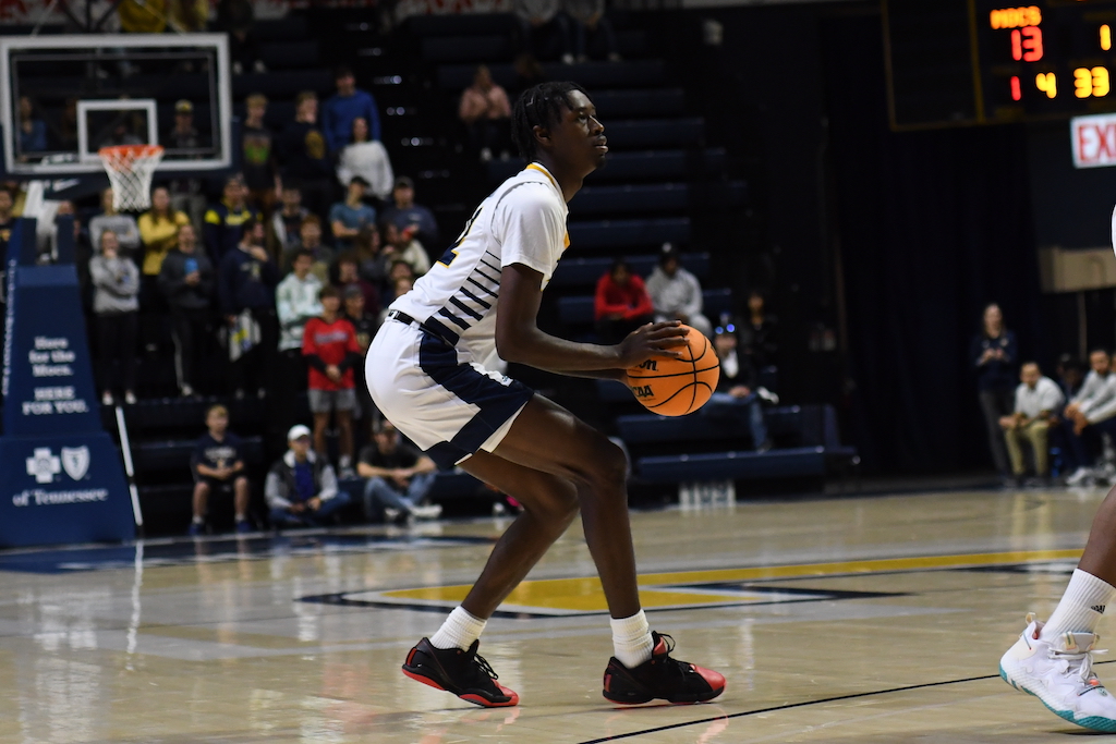 PHOTOS UTC Defeats Covenant, 10855