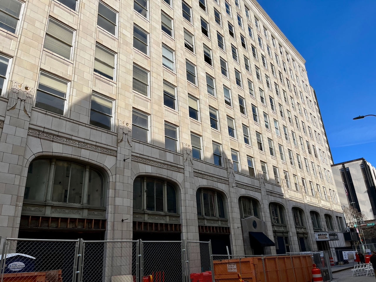 Work Begins On Converting Long Vacant Chattanooga Bank Building Into