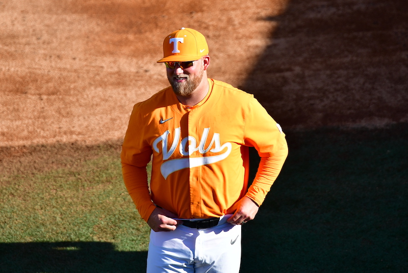 PHOTOS: Vols Baseball Defeats Charleston Southern, 6-1 - Chattanoogan.com