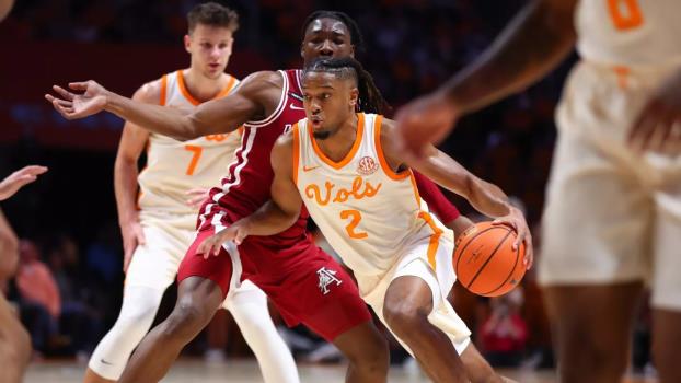 Vols Handle The Hogs