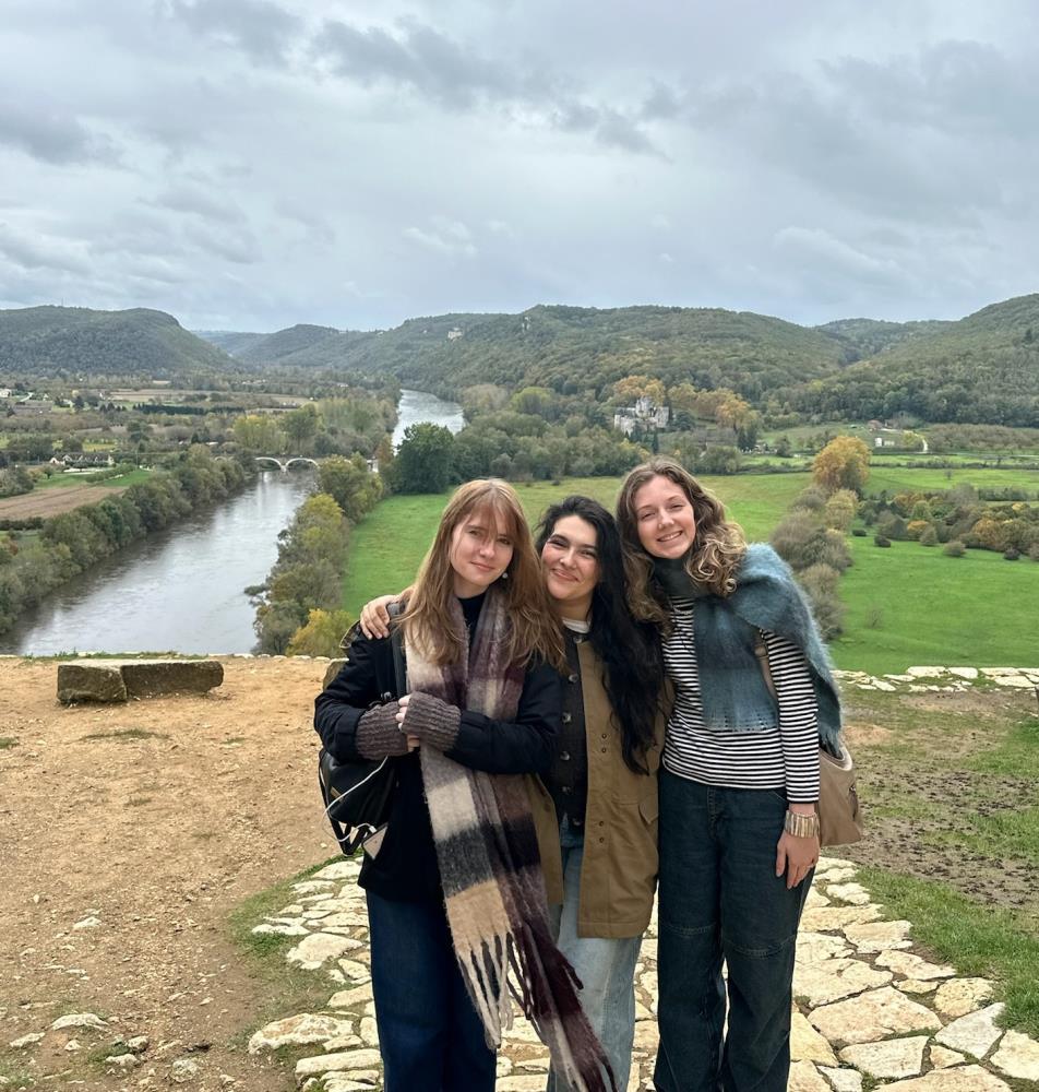 Lee University Art Students Spend Semester Studying In France ...