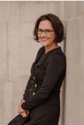 County Commission Votes To Approve Janie Parks Varnell As Next County Attorney