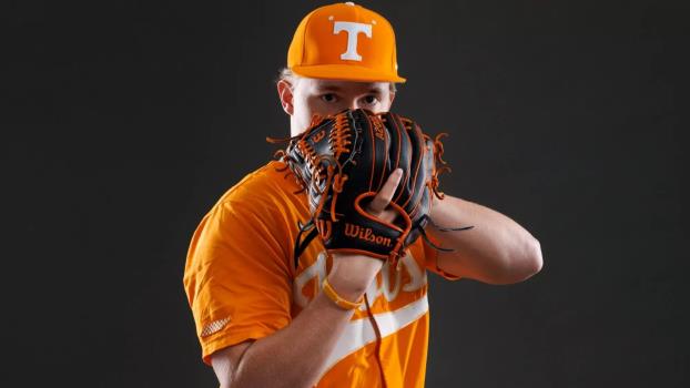 Vols Set To Face Razorbacks