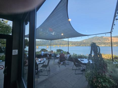 View of the Columbia River from the Riverside restaurant at Hood River, Oregon