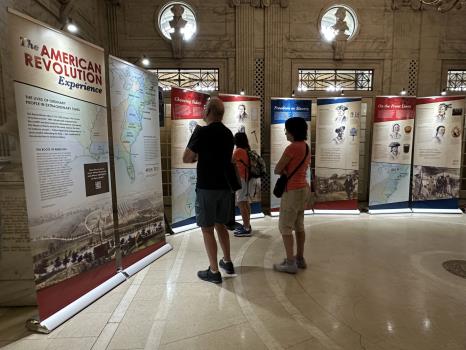 Chattanooga DAR Chapter Hosts American Revolution Experience Traveling Exhibit At The Chattanooga Public Library Sept. 15-24