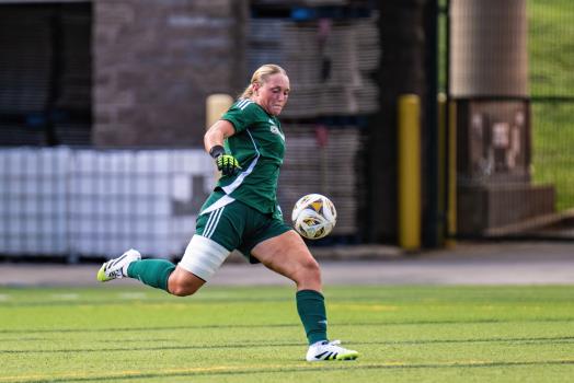 Elkern with the kick from goal.