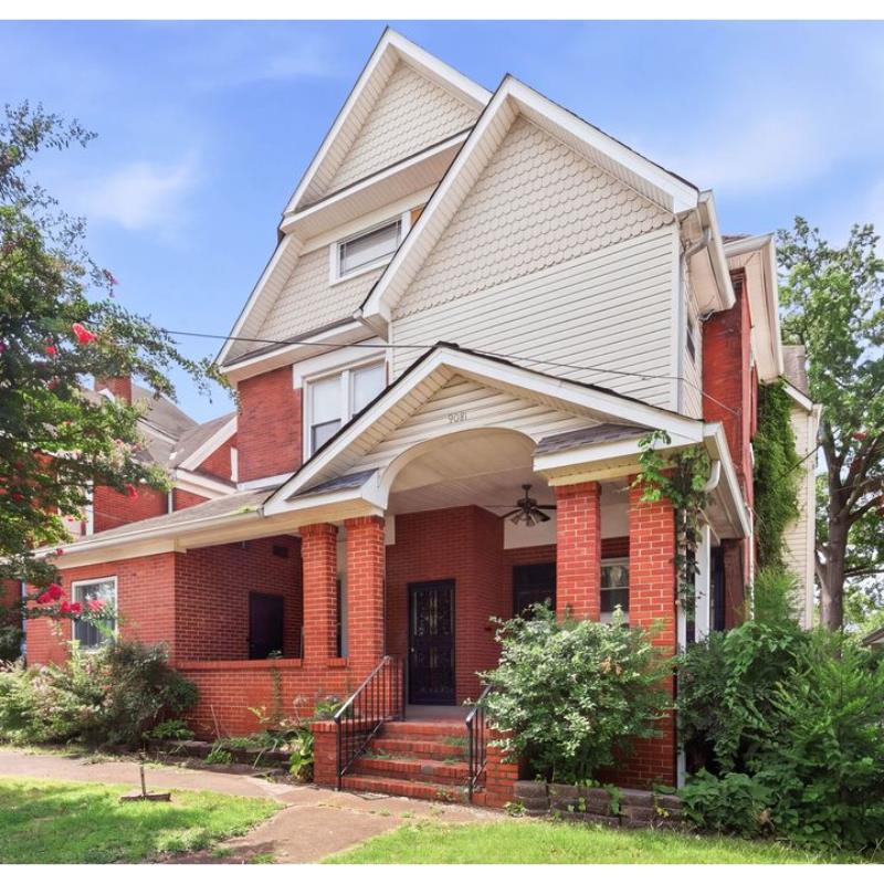 2 Historic Brick Park Place Homes To Be Auctioned Online